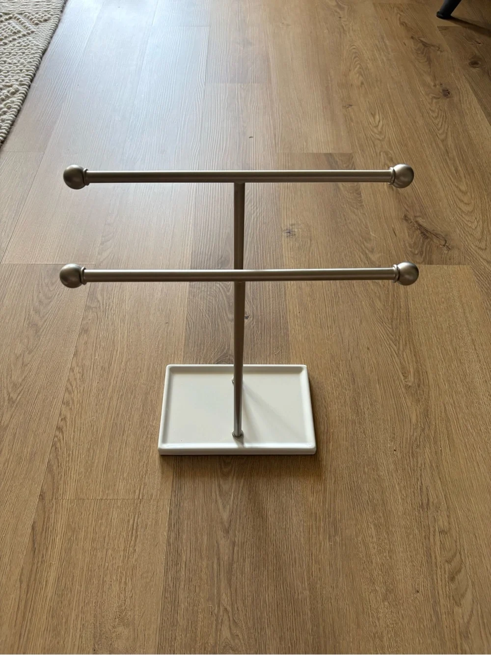 Double Bar Jewelry Stand in Brushed Nickel and White